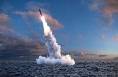 EUA reforça poder nuclear: mísseis lançados do mar serão modernizados