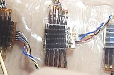 Novo método revolucionário cria circuitos e transistores elásticos que se autorreparam