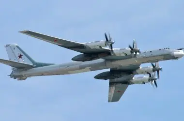 Ucrânia ataca bombardeiros russos com capacidade nuclear durante início das negociações de paz