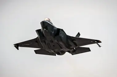 Força Aérea britânica voltará a ter caças nucleares após 30 anos com o moderno F-35