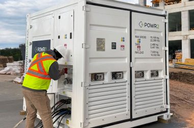 Como baterias revolucionam o fornecimento de energia temporária em obras no Brasil e no mundo