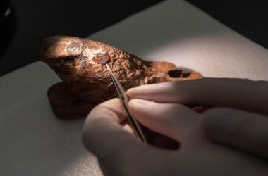 Cientistas dos EUA recuperam azul egípcio milenar de 5 mil anos, o tom mais antigo da história