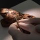 Cientistas dos EUA recuperam azul egípcio milenar de 5 mil anos, o tom mais antigo da história