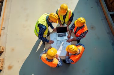 5 maneiras de capacitar sua equipe e superar a falta de mão de obra na construção civil