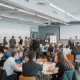 # Programa de Empreendedorismo na Engenharia 2025 ## Estrutura e Objetivos O Programa de Empreendedorismo na Engenharia 2025, criado pela Ordem dos Engenheiros - Região Norte e UPTEC, busca capacitar engenheiros para transformar ideias técnicas em negócios. Iniciado em 7 de janeiro de 2025, oferece formação híbrida de 40 horas para engenheiros iniciantes, estudantes e profissionais em transição. ## Temas e Metodologia