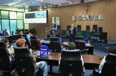 Da universidade ao poder: estudantes vivenciam tomada de decisões estratégicas no plenário do Confea