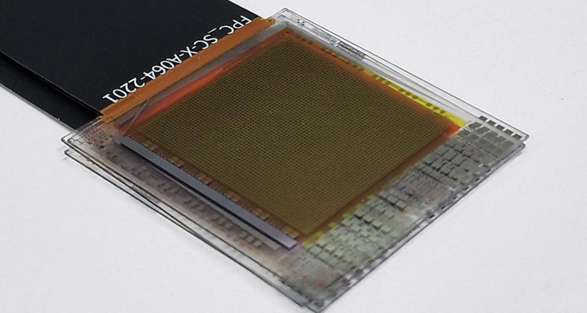 Novo sensor com perovskita triplica captação de luz e melhora nitidez das imagens