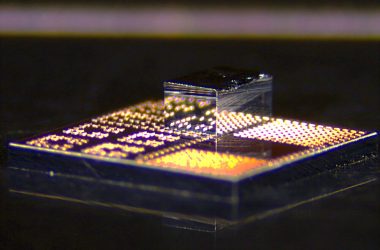 Novo chip 3D com transistores minúsculos de nitreto de gálio promete velocidade e eficiência revolucionárias