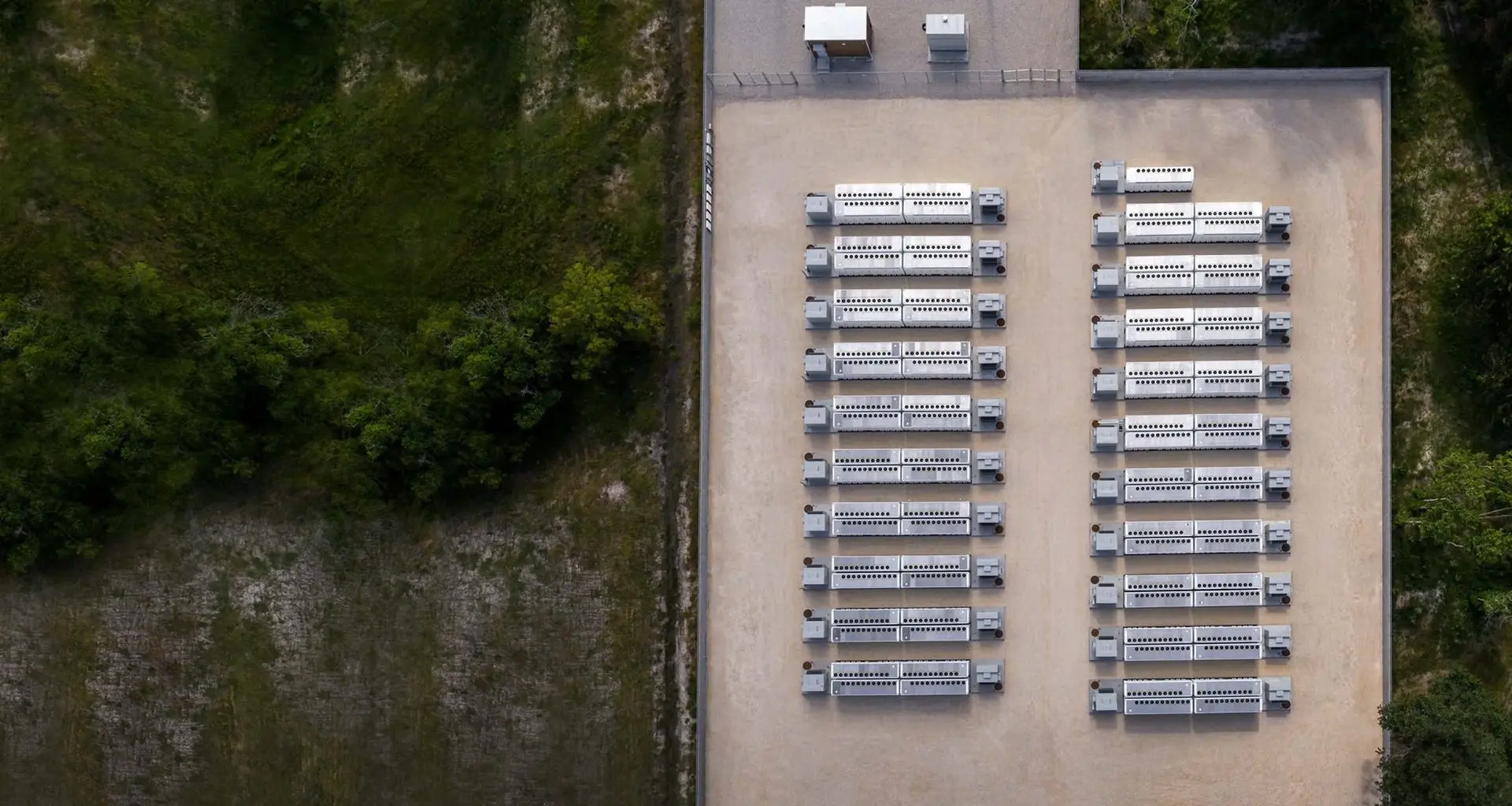 Tesla fecha mega acordo de R$ 2,7 bilhões para construir maior fábrica de baterias da China