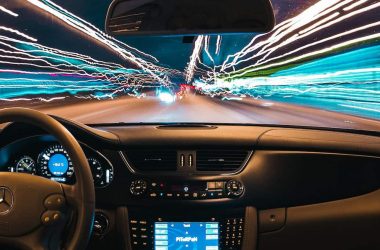 Novo teste ajuda carros autônomos a tomar decisões morais em situações difíceis