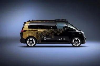 Táxi sem motorista da Volkswagen com 27 sensores chega aos EUA em 2026; veículo leva 4 passageiros