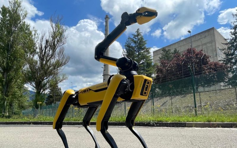 Cachorro robô fará varredura de radiação em usina nuclear desativada na Espanha