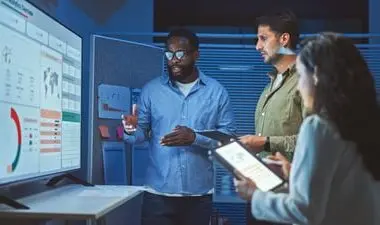 2 Empresas Líderes em Inteligência Artificial prontas para valorizar: APLD e LMND