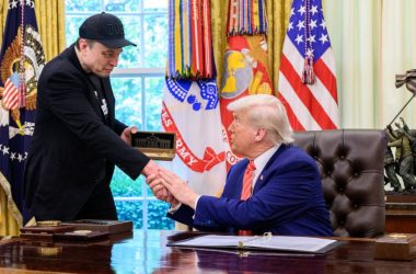 Donald Trump ataca Elon Musk por subsídios a carros elétricos enquanto briga se intensifica