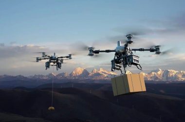 Novo drone de carga da DJI recarrega em 9 minutos e transporta 80 kg facilmente