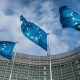 União Europeia lança regras duras de IA para Google, Microsoft e OpenAI.