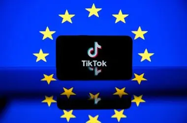 China nega guardar dados ilegalmente após nova investigação da União Europeia sobre o TikTok.