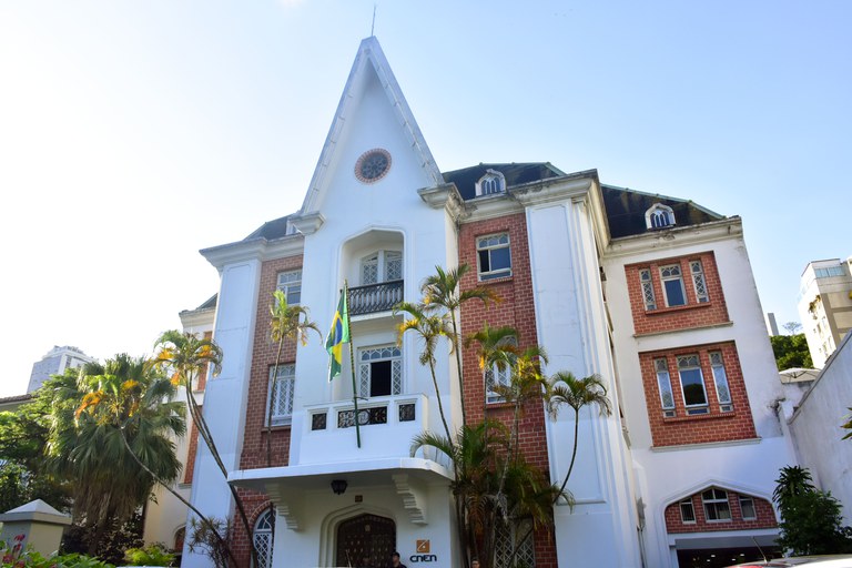 CNEN dá mais prazo para inscrição em seu prêmio que valoriza a ciência da iniciação e da pós-graduação.
