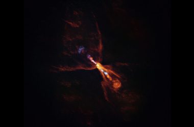Essa estrela revela o primeiro vislumbre do nascimento de um sistema planetário parecido com o nosso