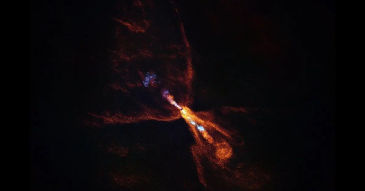 Astrônomos registram nascimento de novo sistema solar ao redor de estrela jovem parecida com nosso Sol