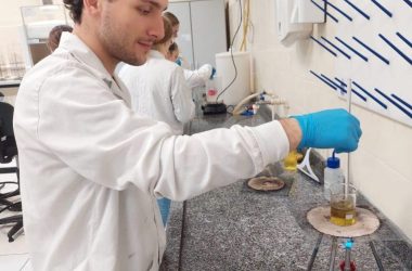 Matrículas abertas para Engenharia Química na UniSatc! Faça parte desta história de sucesso.