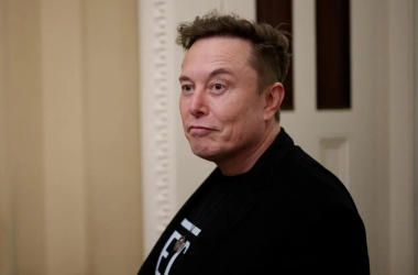 Musk fecha parceria com Samsung para chips de IA da Tesla serem fabricados no Texas