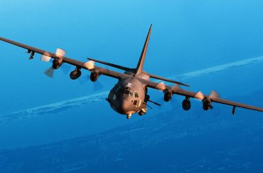 Artilharia Voadora: O Arsenal Devastador do AC-130