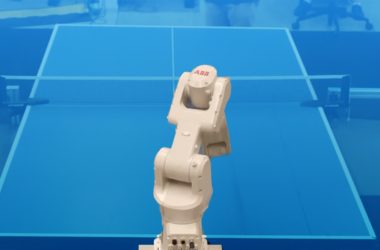 Google treina robô com inteligência artificial para jogar tênis de mesa