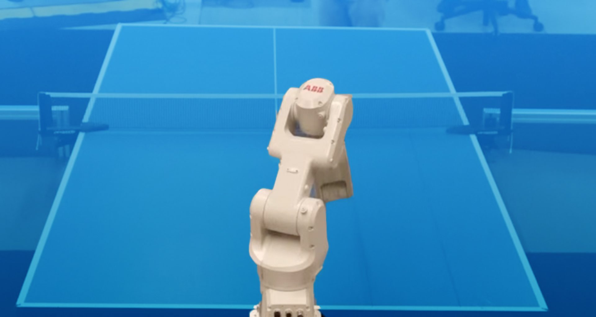 Google treina Inteligência Artificial de robô jogando tênis de mesa