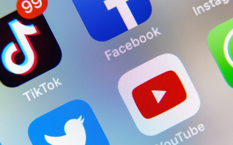 YouTube lança tecnologia com inteligência artificial para identificar usuários adolescentes