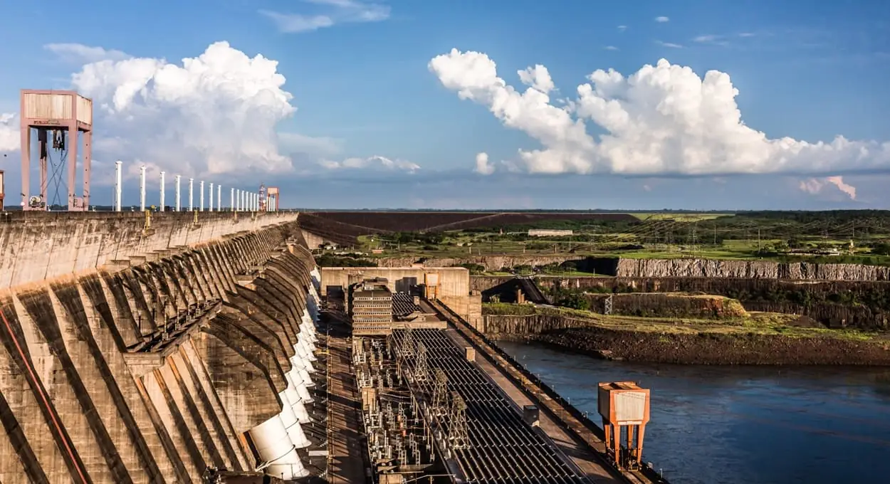 Oportunidade na Itaipu: Inscrições abertas para bolsas no programa Mais Engenharia.
