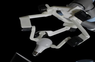 Nova garra robótica torce, gira e rola objetos em lugares de difícil acesso.