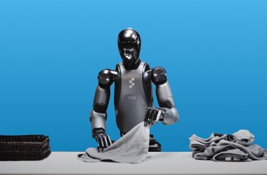 Robô humanoide promete acabar com a tarefa de dobrar roupas.