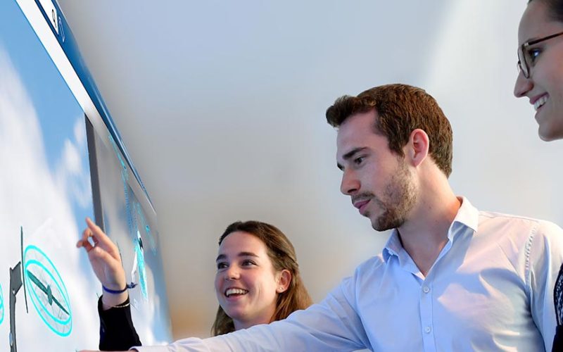 Oportunidade para Engenheiro(a) de Software no time de Pesquisa e Desenvolvimento da SIMULIA.