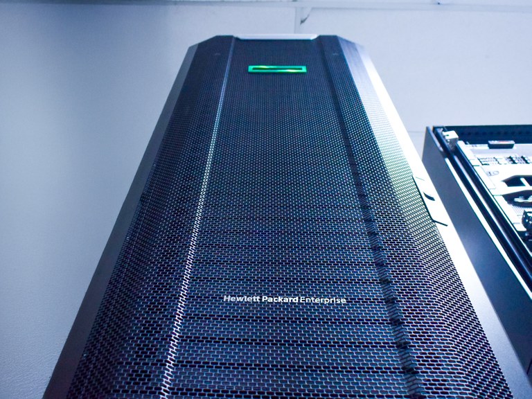 Novo supercomputador brasileiro começa a operar no Instituto de Engenharia Nuclear do Rio de Janeiro