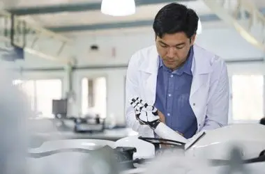 Infineon e NVIDIA se unem para criar robôs humanoides eficientes e precisos