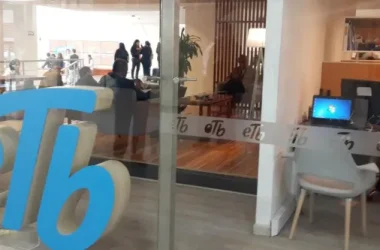 ETB apresenta soluções inovadoras de inteligência artificial para revolucionar o mercado brasileiro