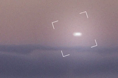 Objeto misterioso invade Sistema Solar e cientista sugere que pode ser uma nave alienígena