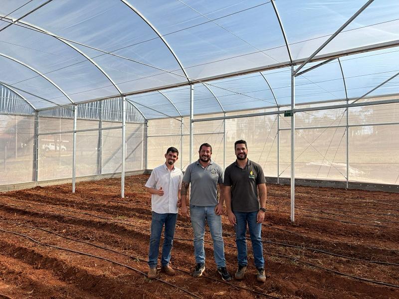 Unesp de Botucatu dá início ao Centro de Engenharia da Plasticultura (CEP).