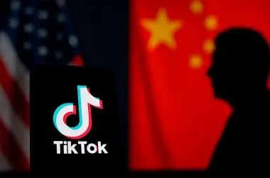 China confirma: seu poderoso algoritmo do TikTok vai operar nos EUA.