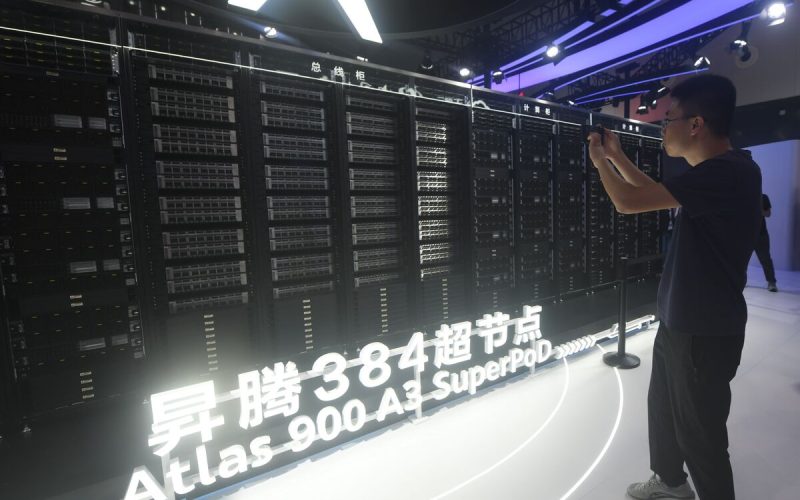 Huawei lança nova tecnologia de chip de IA para competir com a Nvidia