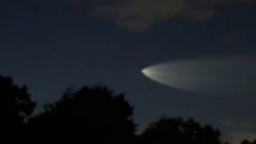 VÍDEO: O objeto brilhante no céu era o lançamento dos satélites Starlink da SpaceX.