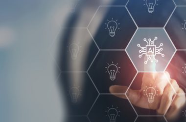 Tem R$ 15 mil? 2 ações de Inteligência Artificial para investir e manter por muito tempo