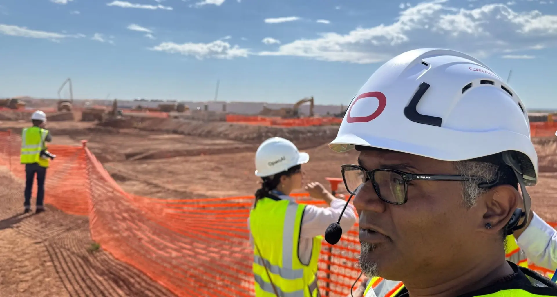 OpenAI e Oracle mostram super datacenter de IA no Texas e planejam mais cinco em outros locais