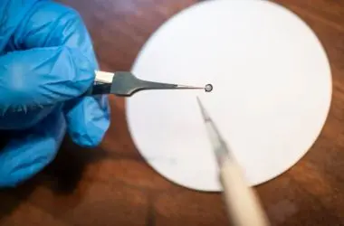 Nova técnica cria ligas metálicas em temperatura ambiente, dispensando o calor extremo de fornos.