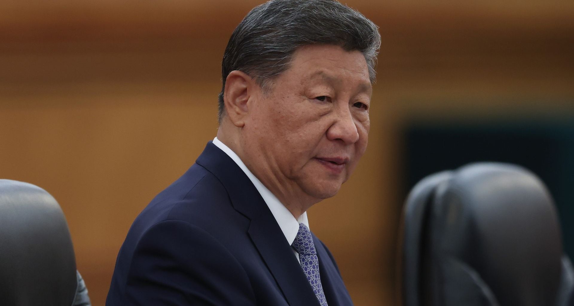 China estabelece meta de cortar de 7 a 10% das emissões até 2035, apostando forte em renováveis.