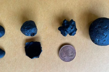 Vidros na Austrália são de asteroide gigante, mas cientistas não conseguem achar a cratera.