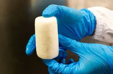 Cientistas criam gelo que captura gás metano em apenas 2 minutos, inovação promete combater aquecimento global
